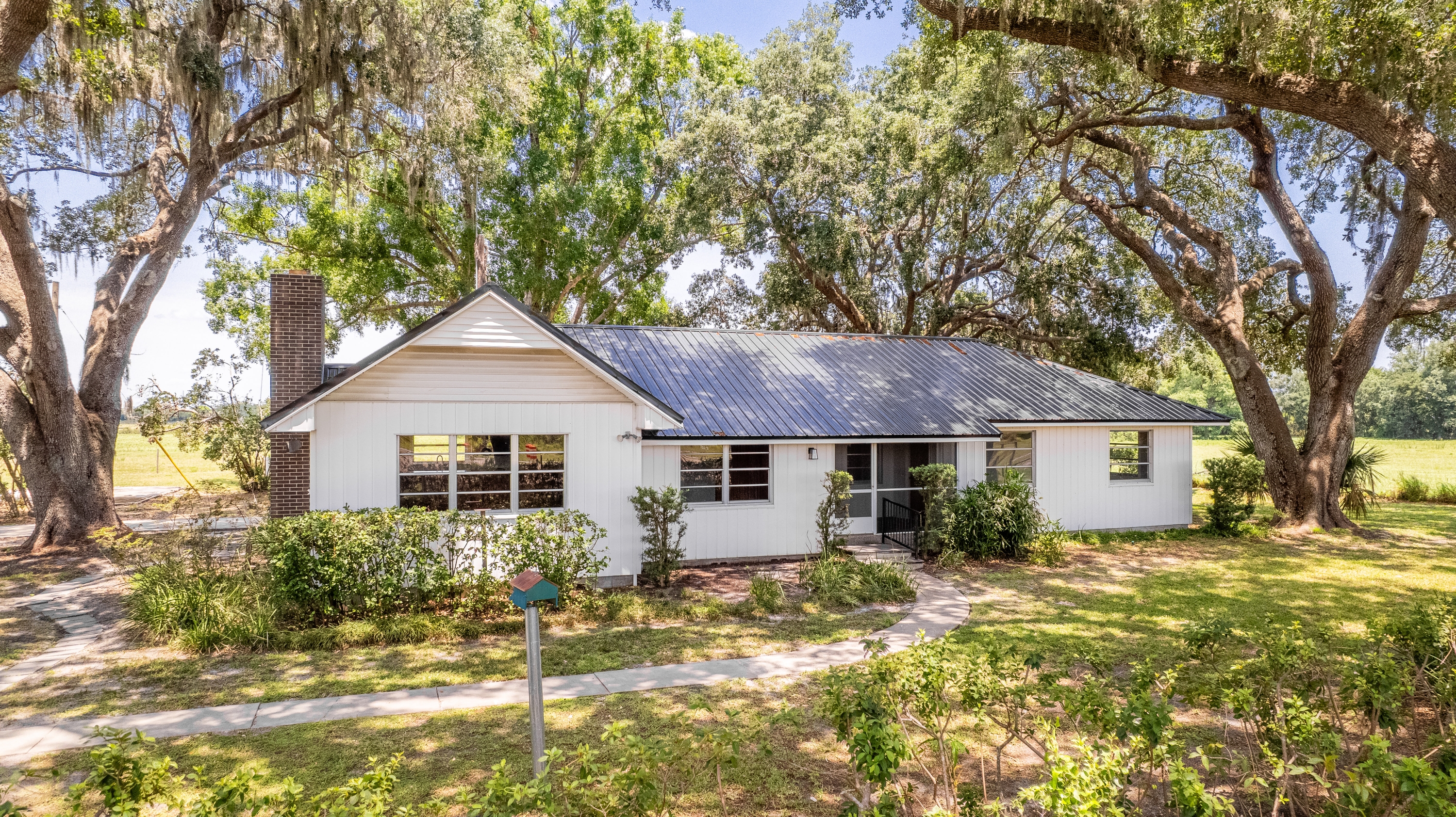 5005 Lillian Lee Road